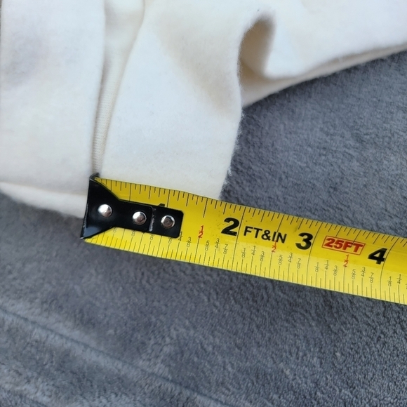 Weworewhat Cream Sweat Shorts XS - Picture 9 of 11